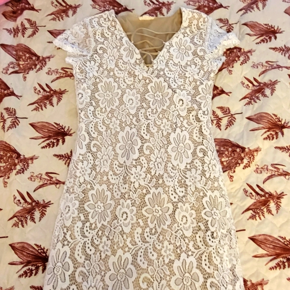 White laced dress
